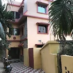 Hotel Gunjan Puri