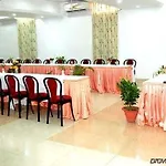 Arya Palace