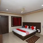 Hotel O Sea Queen