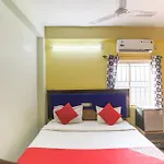 Hotel Retreat ! Puri - Sg