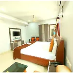 M R Hotel Shivangi Near Sea Beach