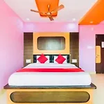 Hotel Galaxy International ! Puri