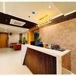 Hotel Kashika Premium Near Sea Beach - Fully Air Conditioning Room