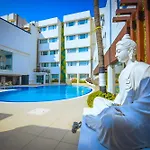 Hotel Holiday Resort