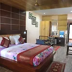 Hotel Sunny Vijoya