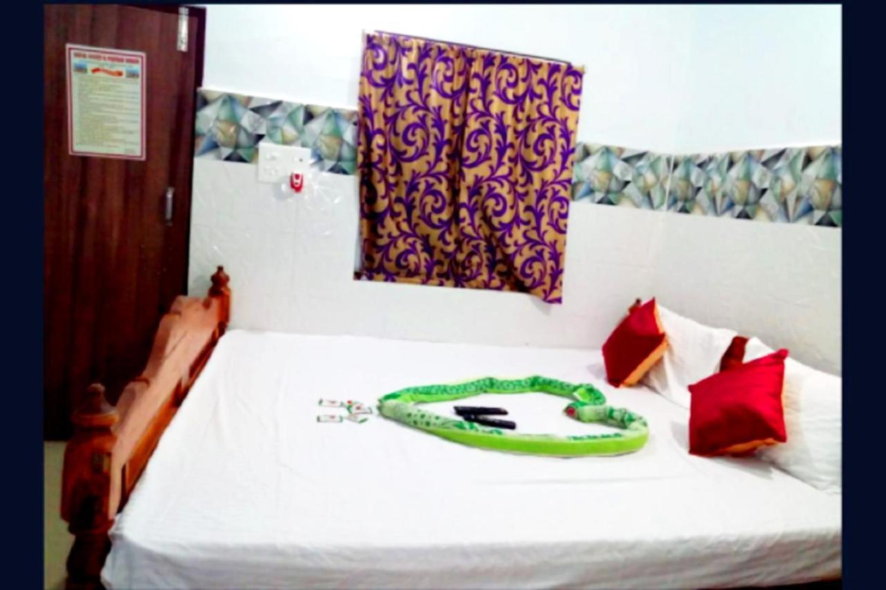 Hotel Pranab Sadan Near Sea Beach & Temple By Morservices Puri