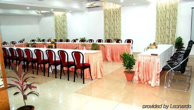 Arya Palace Puri