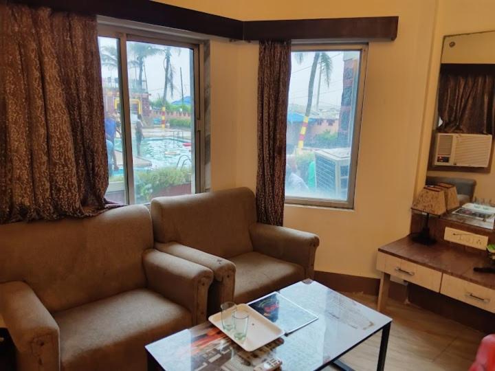 Hotel Sapphire International - !
