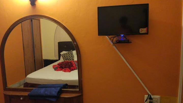 Sapphire International - ! Puri