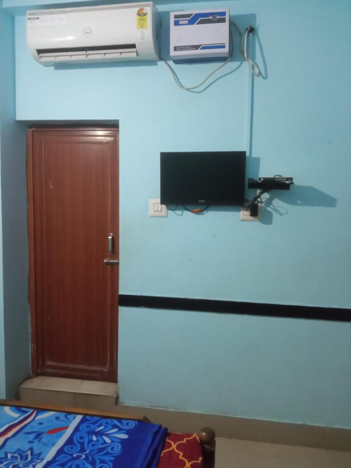 Mor Star Lodge- Near Temple - Best Selling & Best Choice Of Travellers Puri
