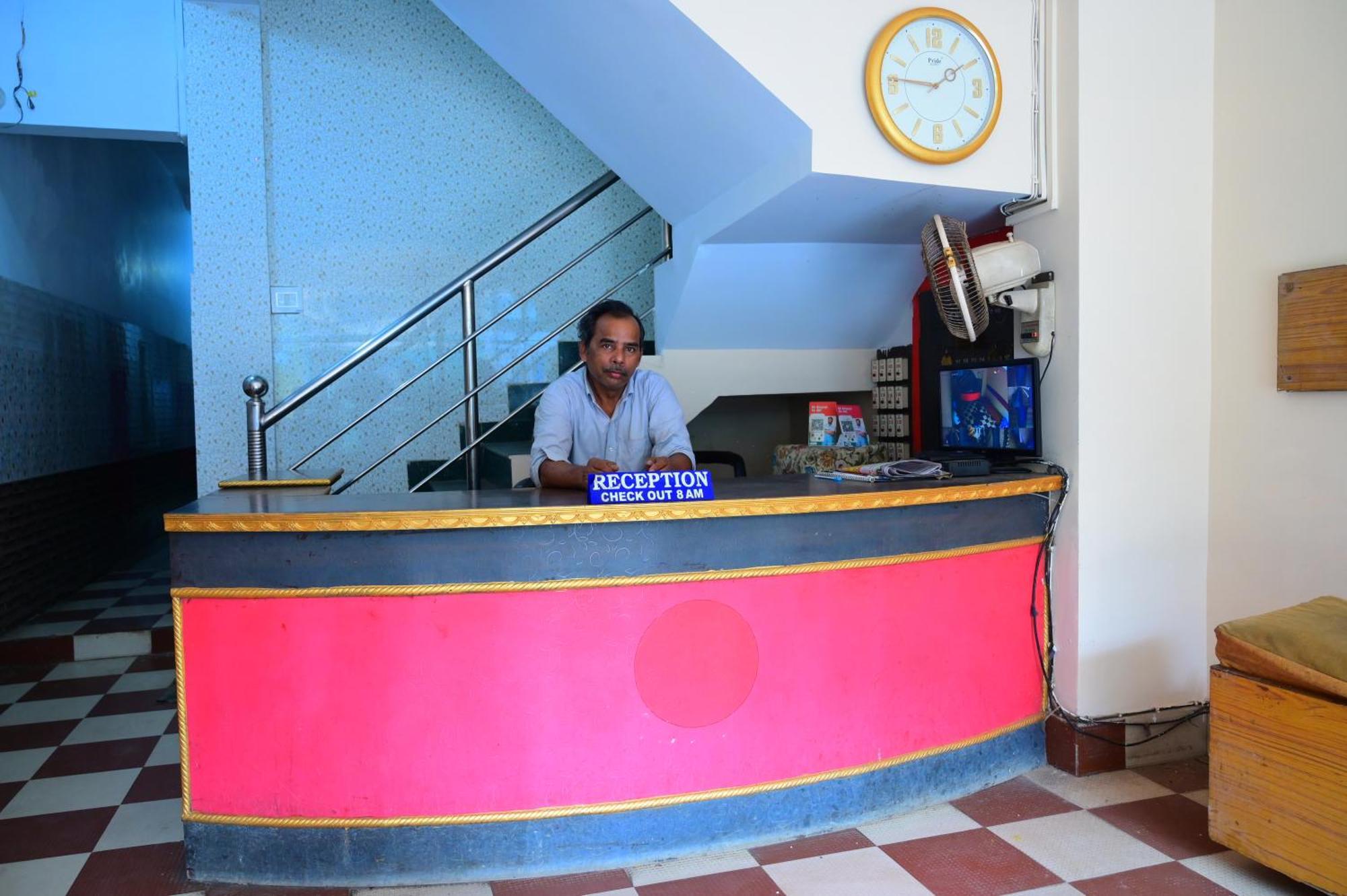 Hotel Mor Star Lodge- Near Temple - Best Selling & Best Choice Of Travellers 3*
