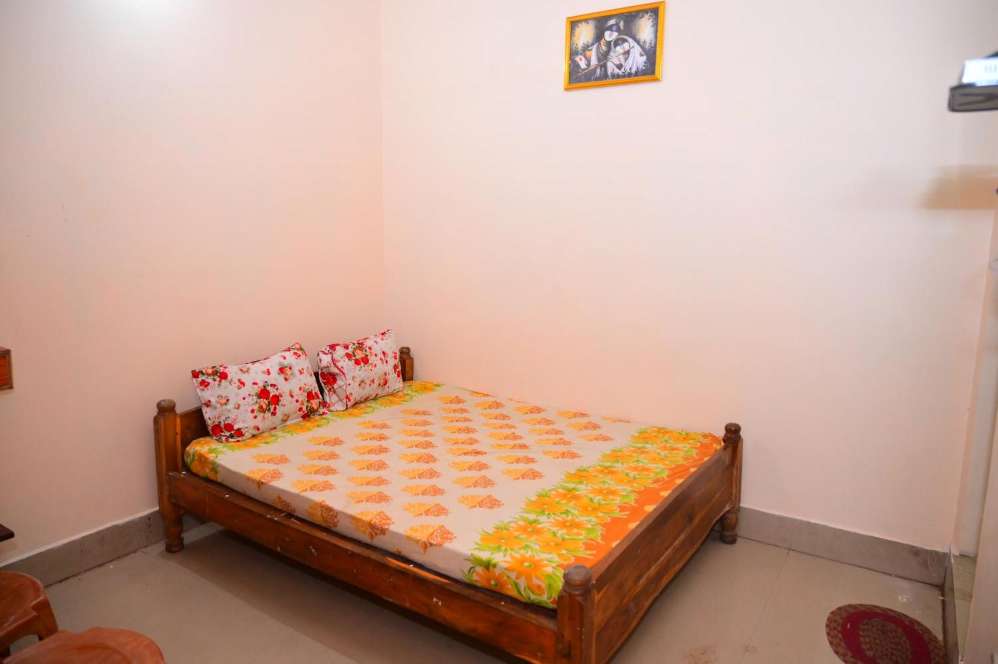 Hotel Mor Star Lodge- Near Temple - Best Selling & Best Choice Of Travellers