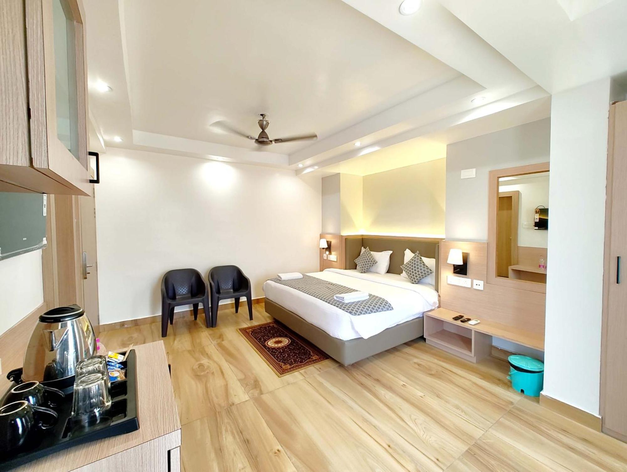 G Guest house *