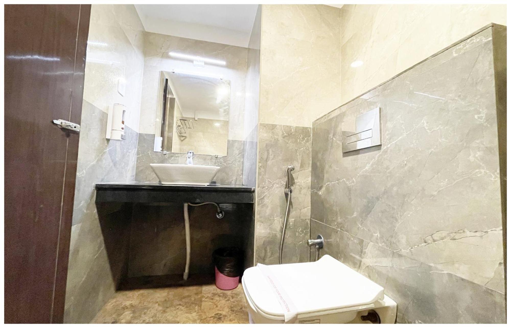 A M B I K A - P A L A C E Near Sea Beach And Temple Hotel 4*