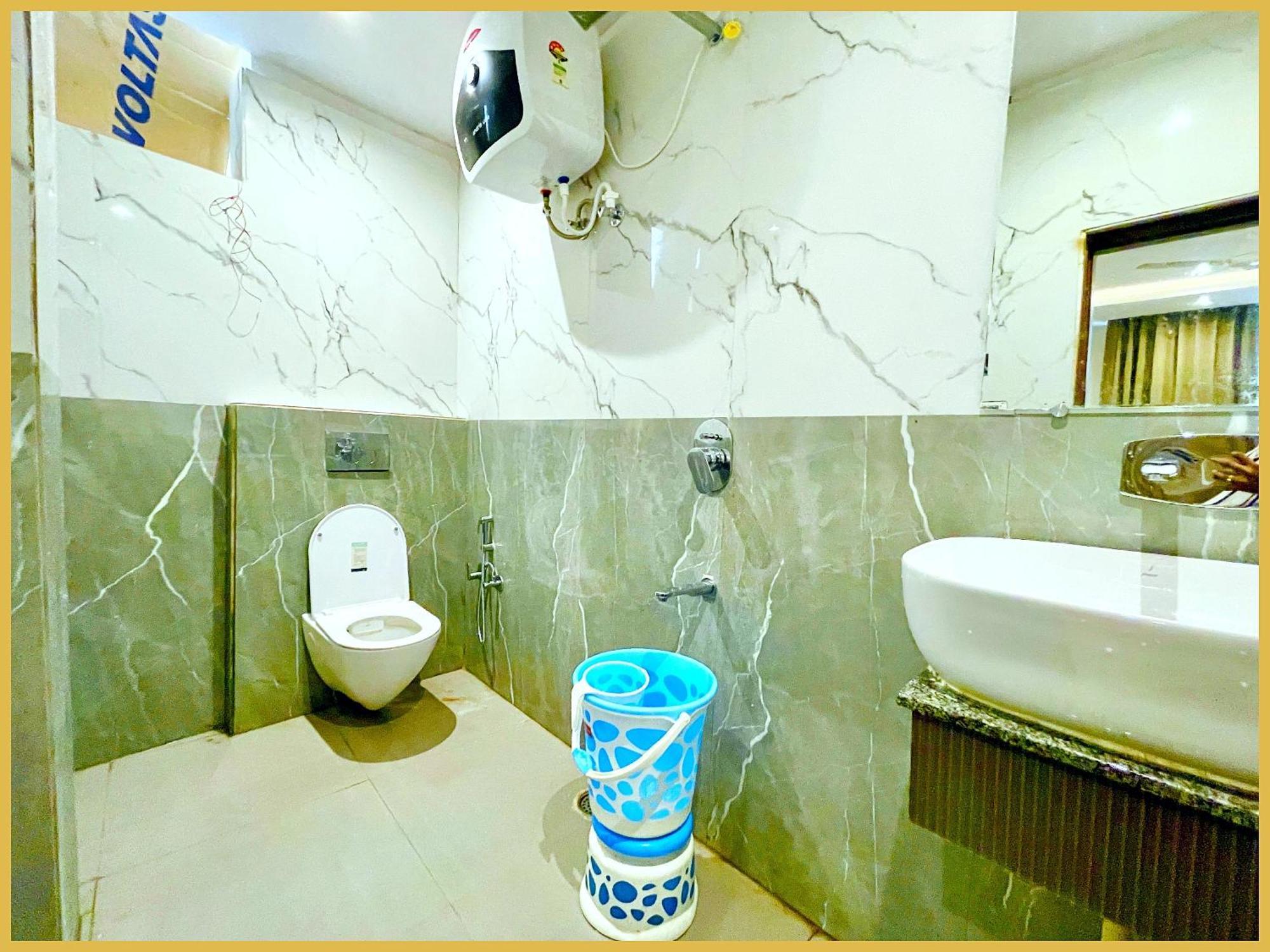 Hotel Shree Gajanana Near Sea And Jagannath Temple Puri