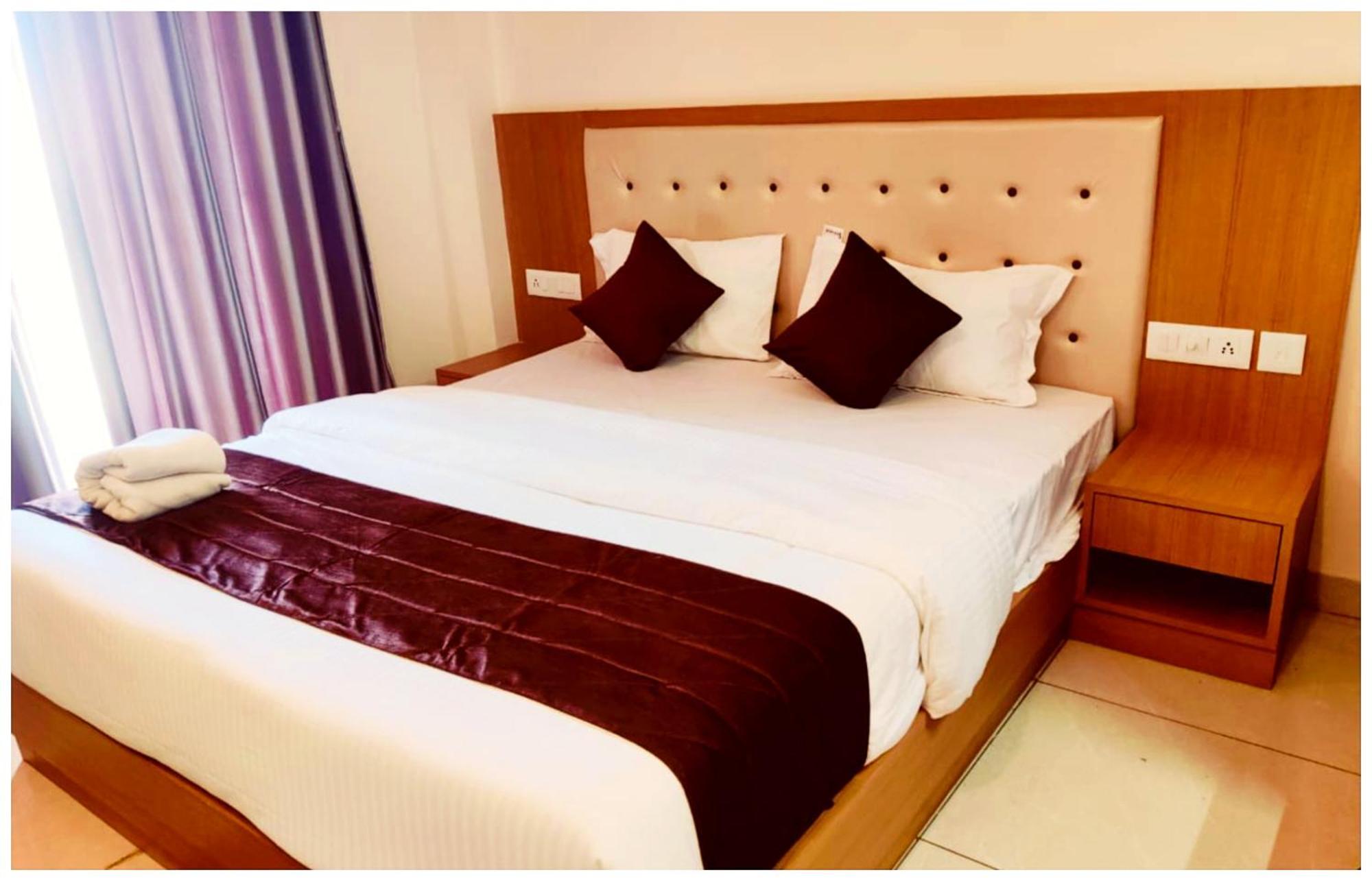 Hotel Shree Gajanana Near Sea And Jagannath Temple