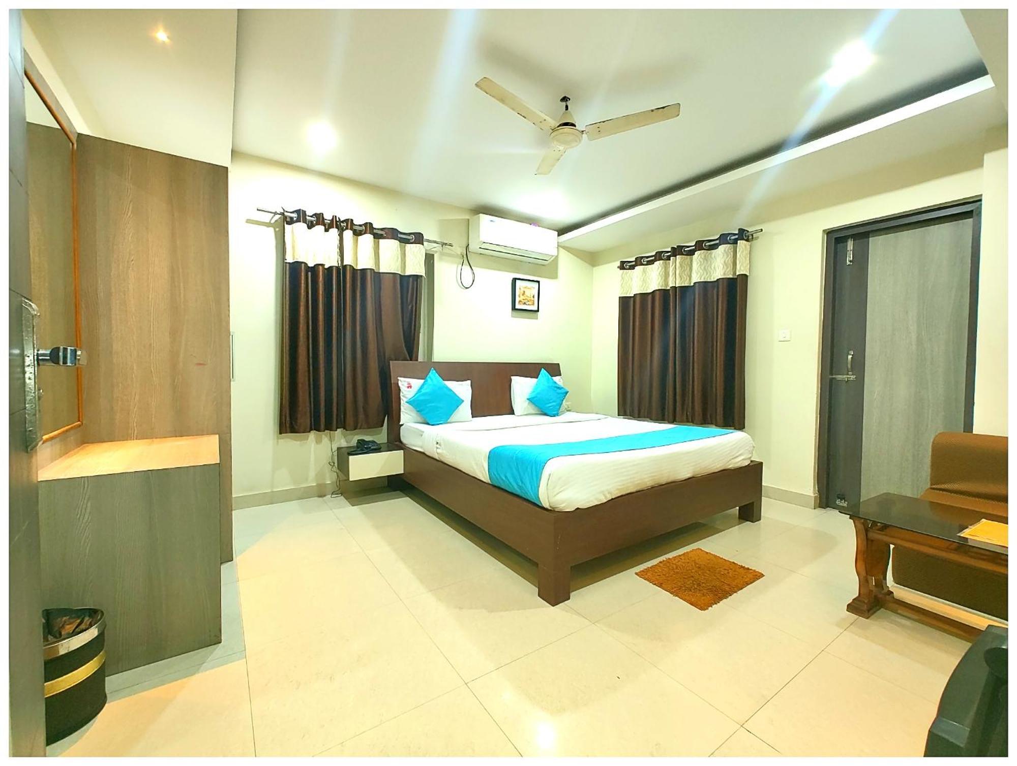 Hotel M R Shivangi Near Sea