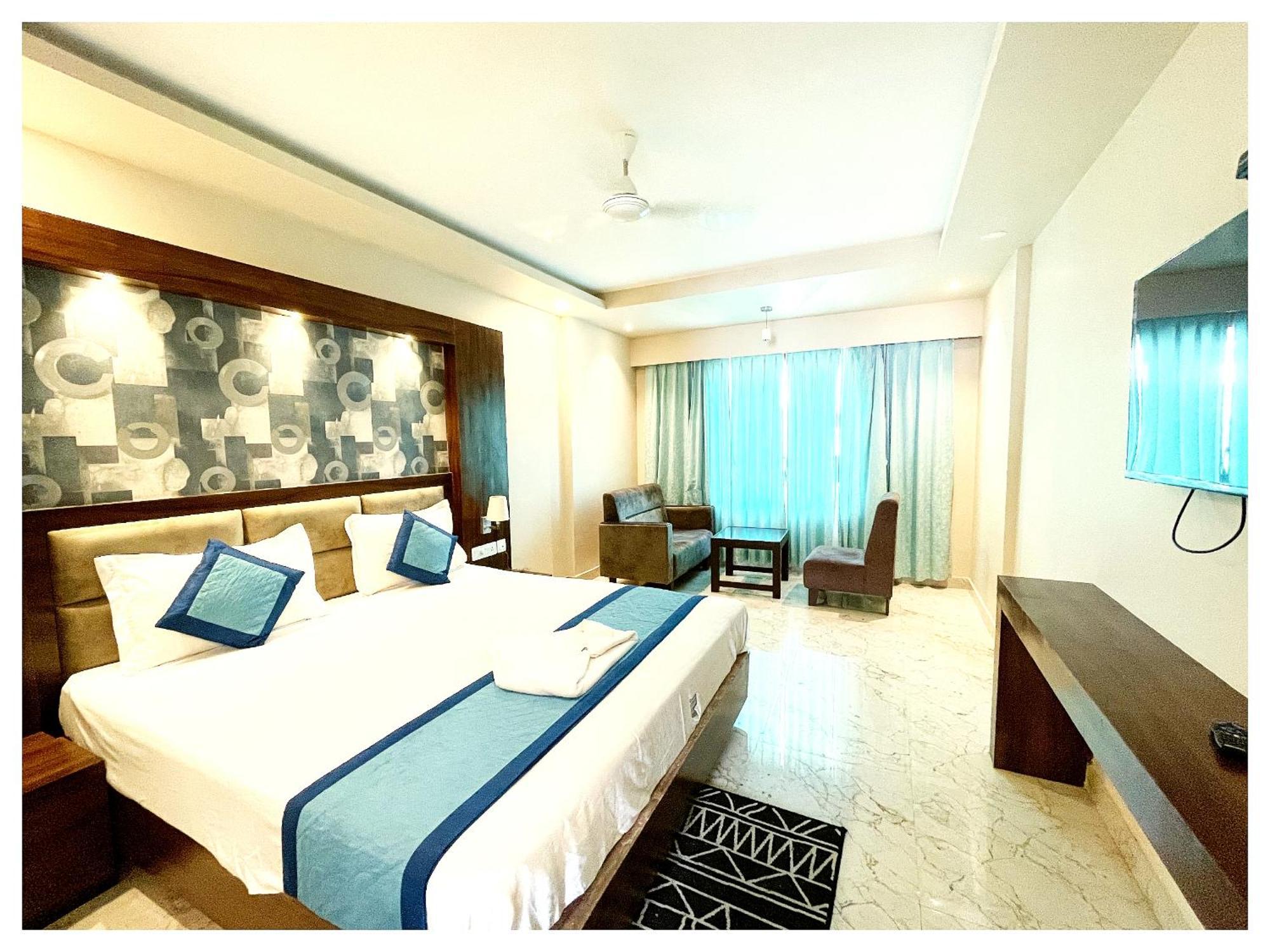 Grg Ambika Palace Near Temple Hotel