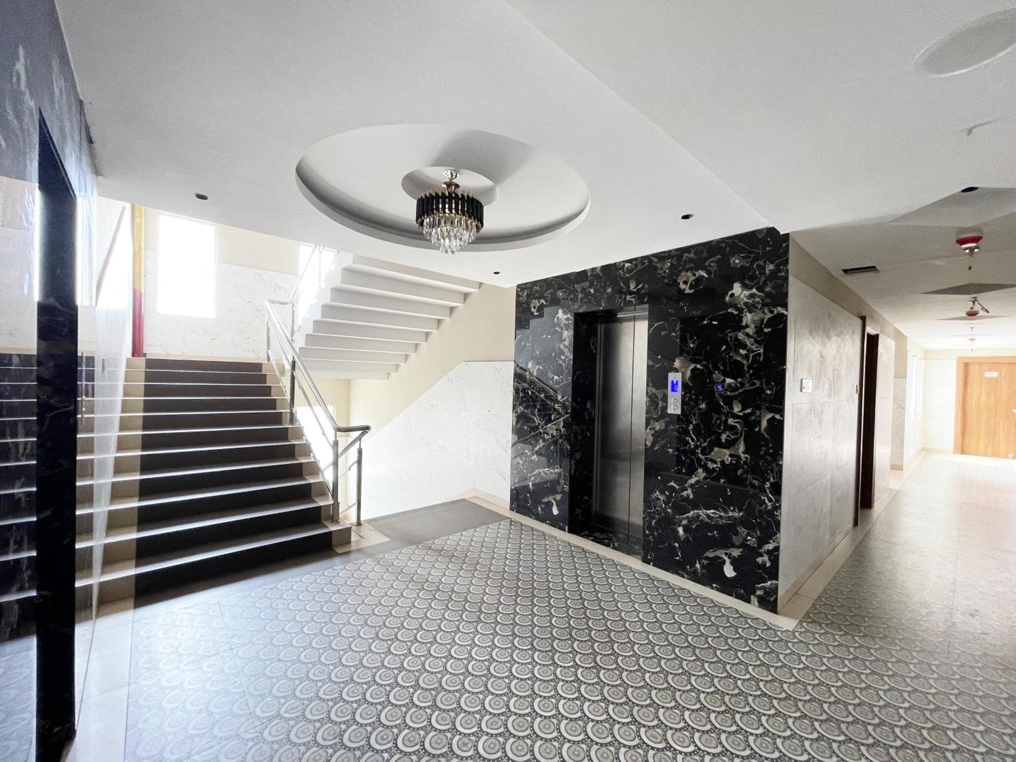 Golden New-ambika -palace,puri Hotel
