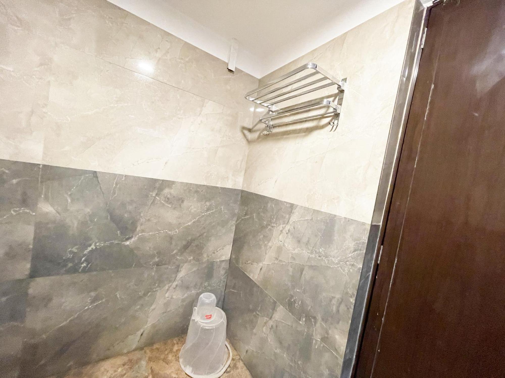 Golden New-ambika -palace,puri Hotel *