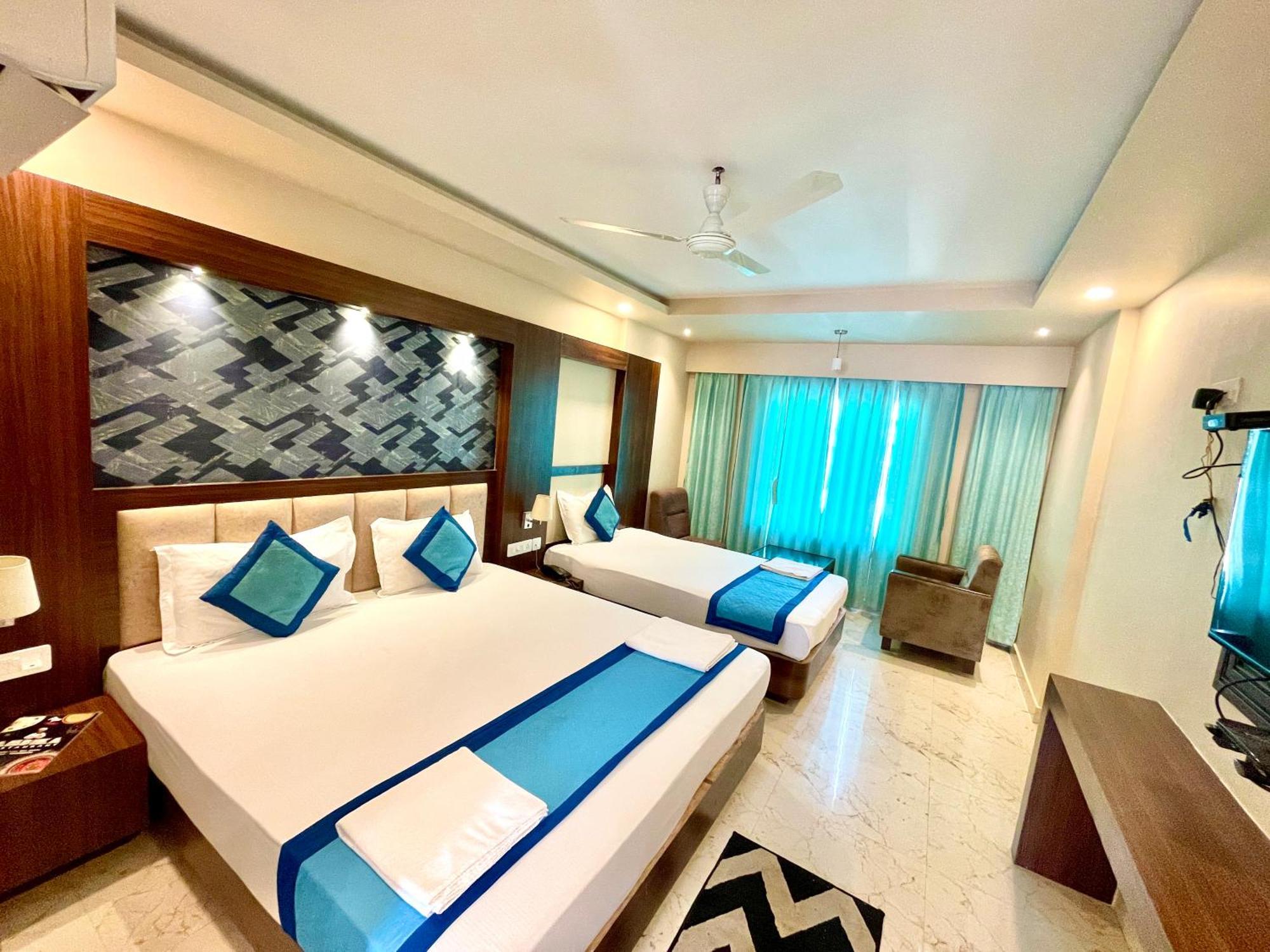 Golden New-ambika -palace,puri Hotel