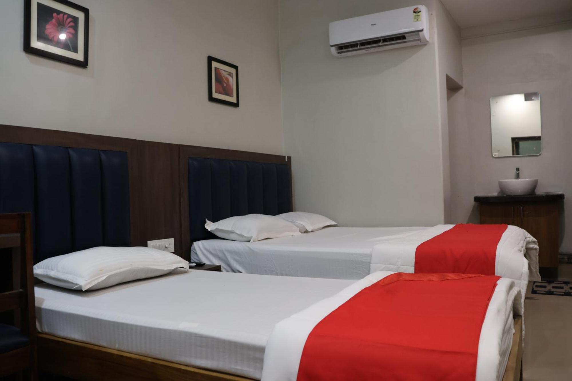 Raghunandan Residency Hotel