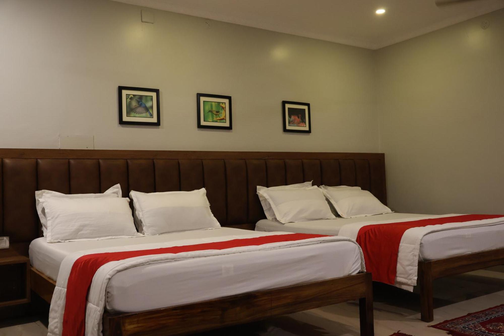 Raghunandan Residency * Puri