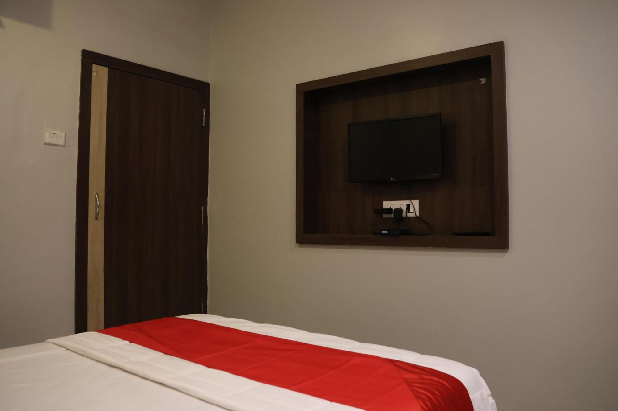 Raghunandan Residency Hotel