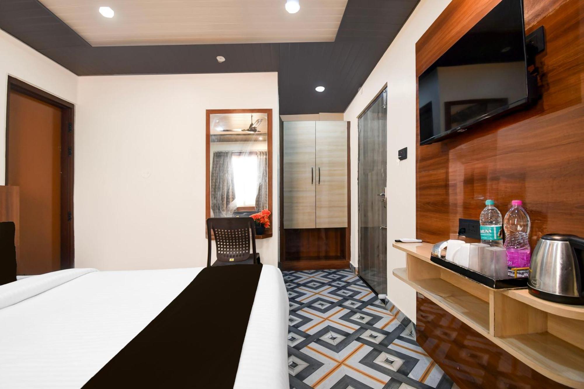 Hotel Super Collection O Sea Formerly Bb Palace Puri