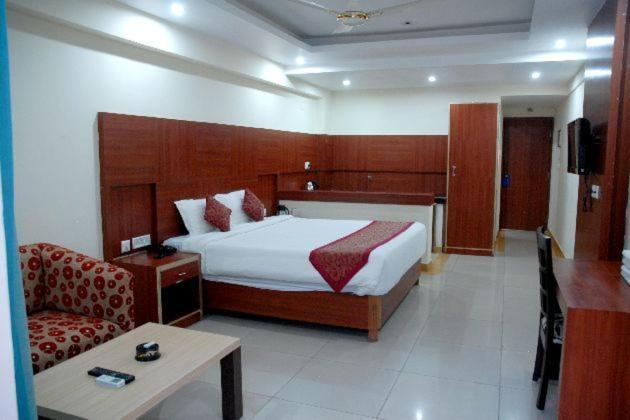 Hotel Blue Lily Resort,puri Puri