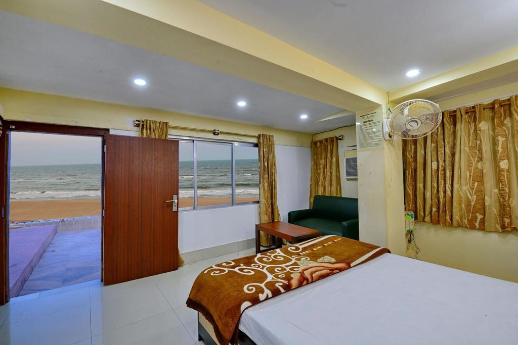 Guest house Marina Beach House