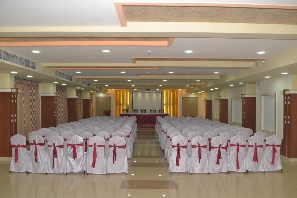 Nayak Hotel 3*