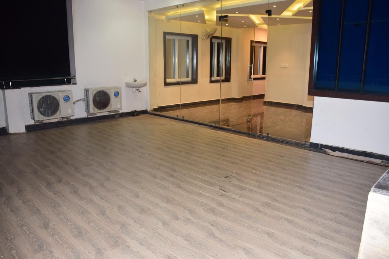 Hotel Shreedev Grand Puri