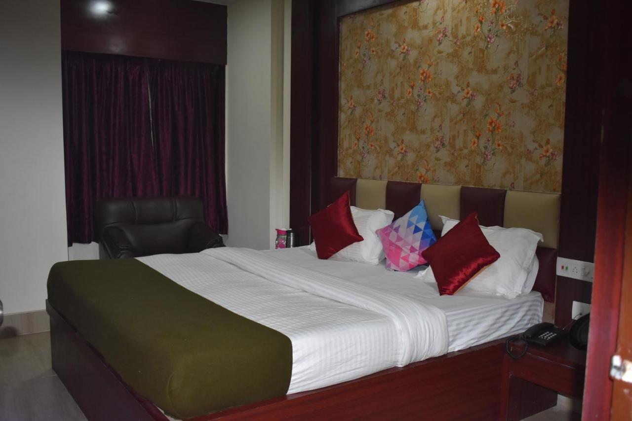 Goroomgo Gouri Palace Hotel Puri