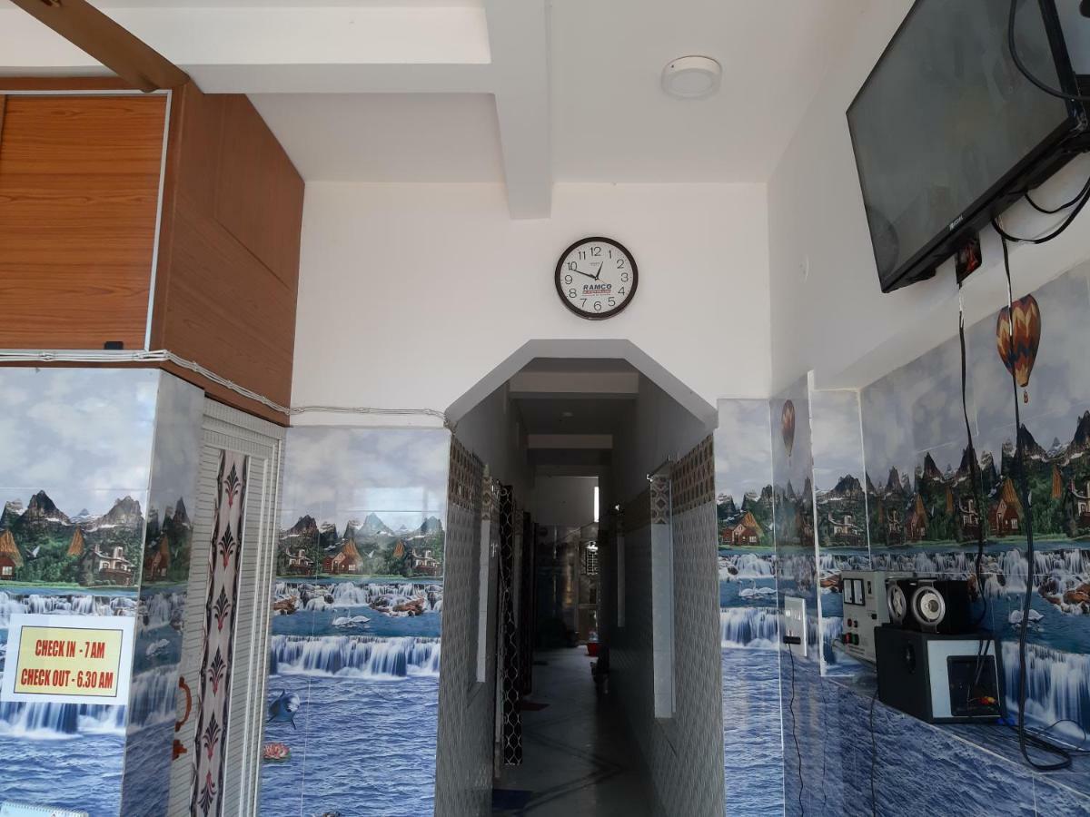 Goroomgo Pranab Sadan Hotel 2*