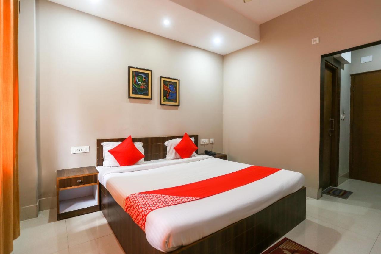 Oyo 61586 Narmada Bhavan Hotel