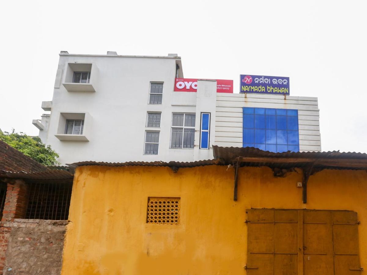 Hotel Oyo 61586 Narmada Bhavan 3*