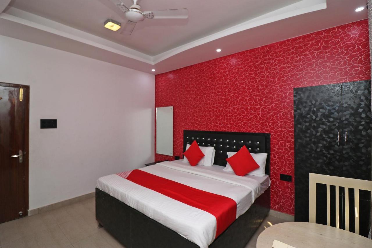 Oyo 62539 Shree Gopal Hotel 3*